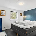 5 Bedroom Cozy In