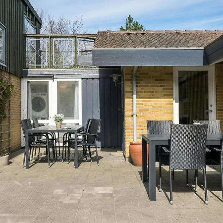 4 Bedroom Gorgeous In *