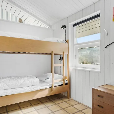 4 Bedroom Gorgeous Home In Ulfborg *