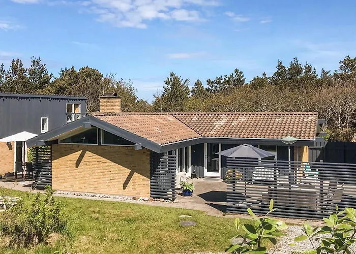 Σπίτι διακοπών 5 Bedroom Cozy In