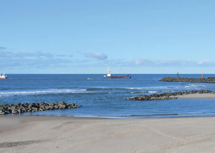 5 Bedroom Cozy In Ulfborg